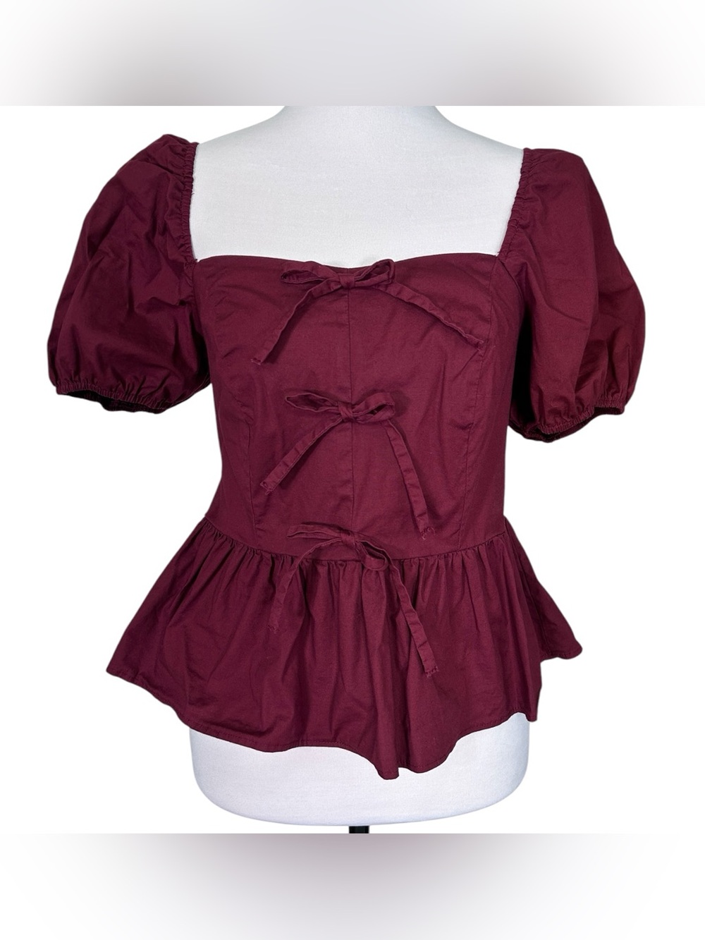 Francesca’s Clare Bow Front Blouse Women’s M Burgundy Puff Sleeve Peplum
